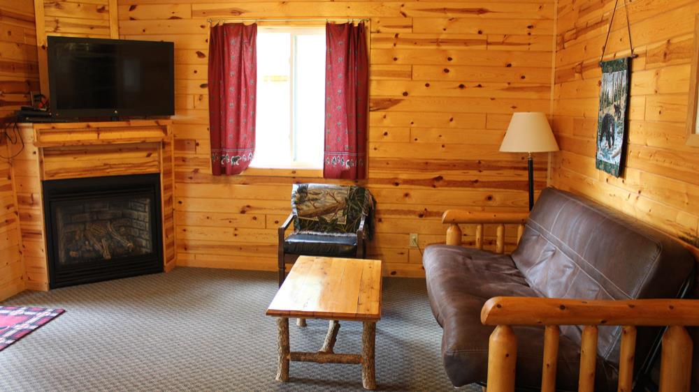 http://www.arcadialodge.com/Images/Cabin_pics/Index/Index_Lodging_29_banner.jpg