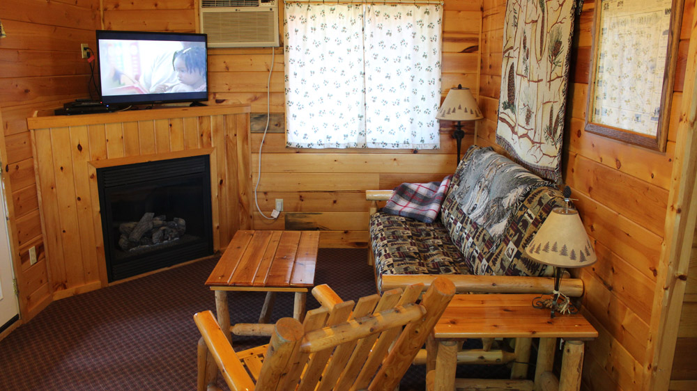 http://www.arcadialodge.com/Images/Cabin_pics/Index/Index_Lodging_55.jpg